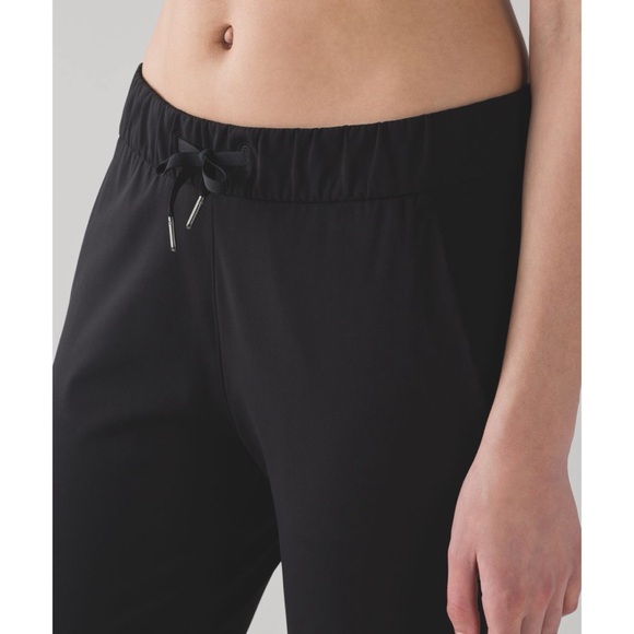 Lululemon On The Fly Pant 28" Black Joggers Pants Minimal Athletic Activewear - Picture 2 of 12